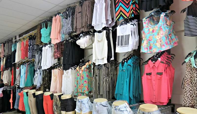 Chợ đầu mối là nguồn hàng quen thuộc của nhiều shop đồ dùng trẻ em